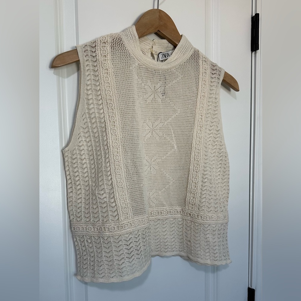 Zara Sleeveless High Collar Pointelle Women’s Top Size: L NWT